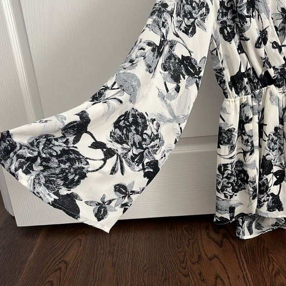 Women’s romper - Picture 3 of 4